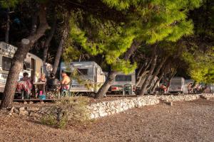 CAMP ADRIATIC PITCHES -Primošten