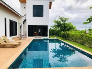 Pool Villa Near Chiang Mai WiFi-Netflix - Ban Phae Khwang