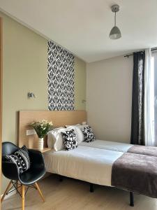 Hotels Hotel Le National Clichy Paris : photos des chambres