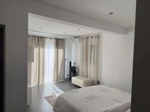 Charmante maison avec piscine - 索列图卡