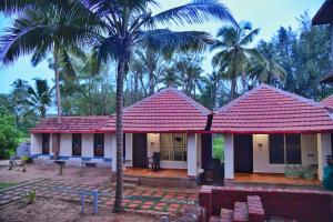 Aatithyam beach front resort Gokarna