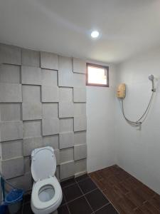 Middle tree house pattaya