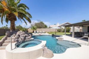 Scottsdale Dreamland: Heated Pool, Spa, Games and Golf