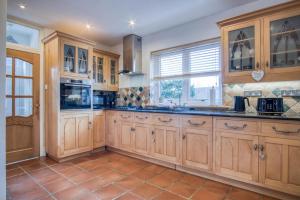 Little Glen - 3 Bedroom Holiday Home - Tenby