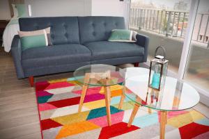 HOM I Comodo Depto 2D2B 4PAX Parking Providencia FB106