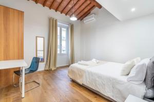 Scandicci Elite Home - Casa Moderna con Cortile e Parcheggio Gratuito