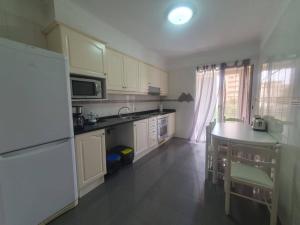 Aqua Vista Lido Apartment