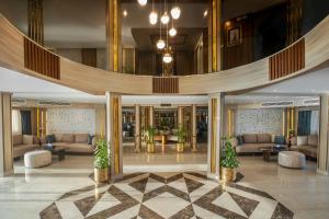 Renaissance Nile Cruise - Every Saturday from Luxor To Aswan for 4 Nights , and every Wednesday from Aswan To Luxor for 3 Nights