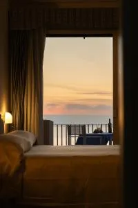 Hotel Santa Caterina - Палинуро