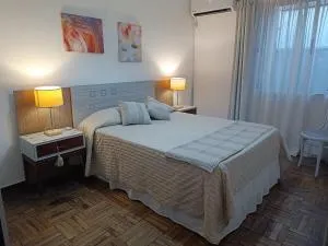 Confortable apartamento de 2 dormitorios en el centro de Paysandu - 派桑杜
