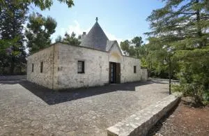 Il Trullo delle rose, Monopoli by IL PUMO DI PUGLIA - Triggianello