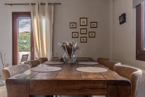 Melanes Serenity 3Br Apartment