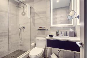Deluxe Room with Two Queen Beds room in Artezen Hotel