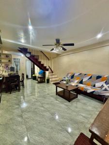 Affordable Fully Furnished House with 3 Bedroom for Family and Big Groups