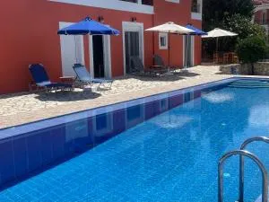 Dans une villa avec piscine privée, calme, proche des plages, vues mer et montagnes - 阿尔梅尼