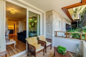 Belíssimo apto no centro Gramado-RS LAR0406