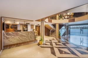 Renaissance Nile Cruise - Every Saturday from Luxor To Aswan for 4 Nights , and every Wednesday from Aswan To Luxor for 3 Nights