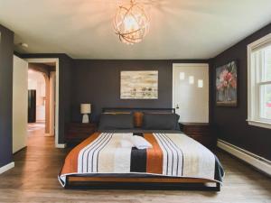 Centrally Located - 3 Br House