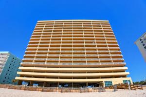 Crystal Shores West 1204 by Liquid Life