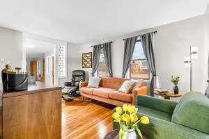 Spacious Cozy 3 Bed 2 Bath - Plantsville