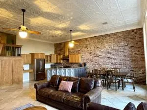 The Eastland Grand Majestic - Dublin