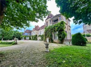 Maisons de vacances Le Chateau du Fort Villiers-Saint-Benoit : photos des chambres