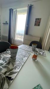 Appartements Studio calme, piscine - Proche thermes et centre : photos des chambres