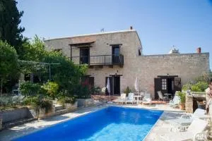 Sappho Manor House - Terra