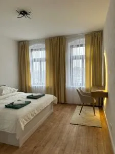 Home by Ginger - Greiz