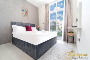 Tranquil 3br Townhouse in Damac Hills2 by deleguest