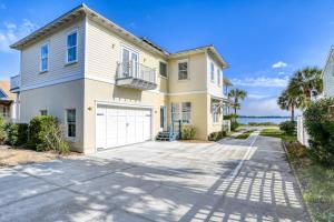 The Dolphins of Salt Run