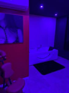 Love Room Passion Purple