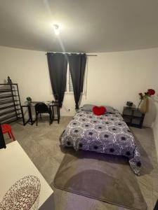 Love Room Passion Purple