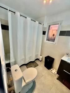 Maisons de vacances Maison lumineuse a Restinclieres avec jardin et terrasse : photos des chambres