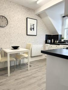 Willesden, Apartment 2, A beautifully furnished and spacious apartment located in the heart of Llandudno