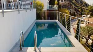 Maison face à la Mer au-dessus de la baie de Rosas