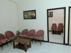 Om Nivas Holy Vibes Stay - Chunār