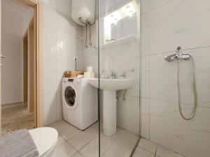 Stournari Spacious 114sqm apt in Athens