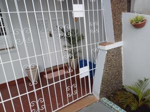 Linda casa 3 quartos a 5 minutos da COP