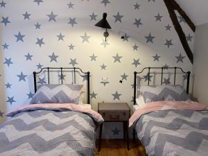 Maisons de vacances Stunning Maison du Maitre near Cognac private pool : photos des chambres