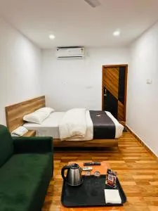 K7 Hotel & Restaurant - Jhalida