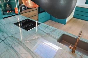 villa les nefliers vue panoramique mer et plage à pied