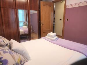 Con vistas al puente del Milenio y plaza de garaje