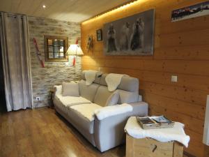 Appartements Pensee Des Alpes 2 Etoiles Ski and Spa : photos des chambres