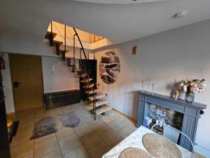 Oficyna Form - Apartament Dwupoziomowy