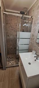 Maisons de vacances Pacific Green-80M2-Clime-2 big Suites-Parking prive 2 cars-Jardin-Confort : photos des chambres