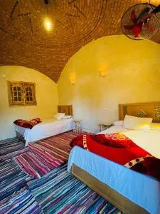 Mezorin Camp - ‘Izbat Mushandid al Kabīrah