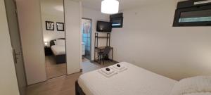 Maisons de vacances Pacific Green-80M2-Clime-2 big Suites-Parking prive 2 cars-Jardin-Confort : photos des chambres