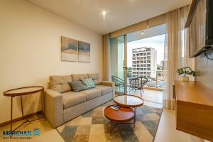 405 Emerald Edificio Boutique a metros del Shopping del Sol