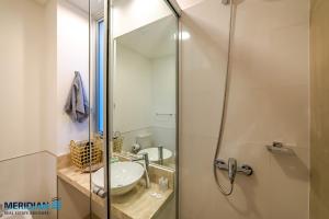 405 Emerald Edificio Boutique a metros del Shopping del Sol